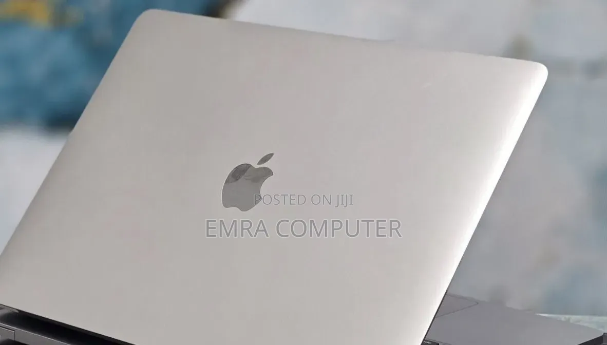 New Laptop Apple MacBook Pro 2021 M1 8GB Apple M1 Pro SSD 512GB