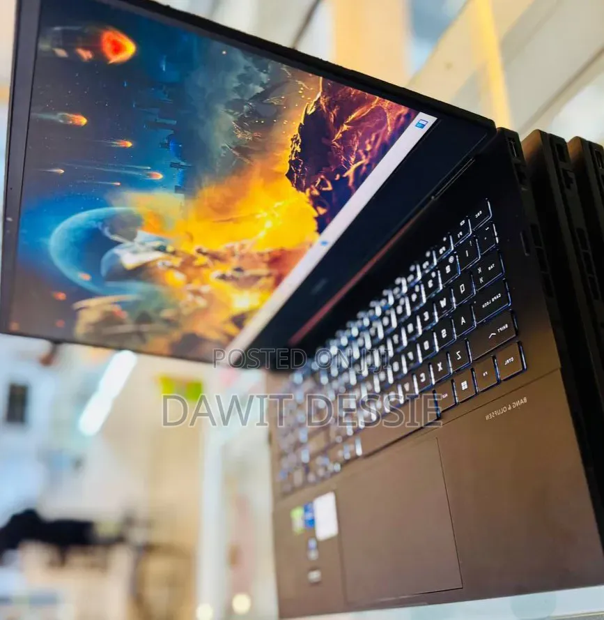 New Laptop HP Omen 16 16GB Intel Core i7 SSD 512GB