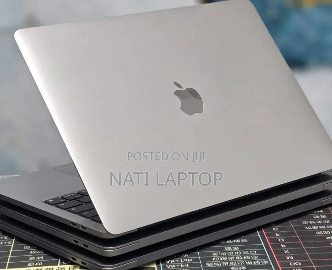 New Laptop Apple MacBook Pro 2021 M1 8GB Apple M1 Pro SSD 512GB