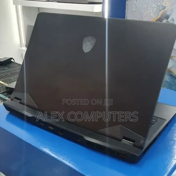 New Laptop MSI GP75 Leopard 16GB Intel Core i7 SSD 1T