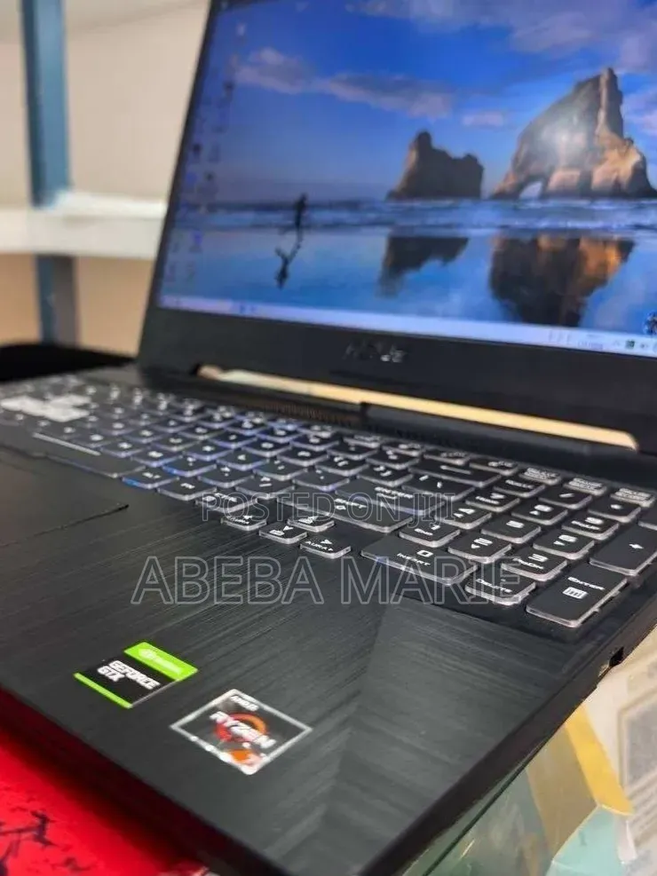 New Laptop MSI Pulse GL66 16GB AMD Ryzen 7 SSD 512GB