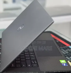 New Laptop Dell Precision 5560 16GB Intel Core i9 SSD 512GB