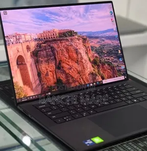 New Laptop Dell Precision 5560 16GB Intel Core i9 SSD 512GB