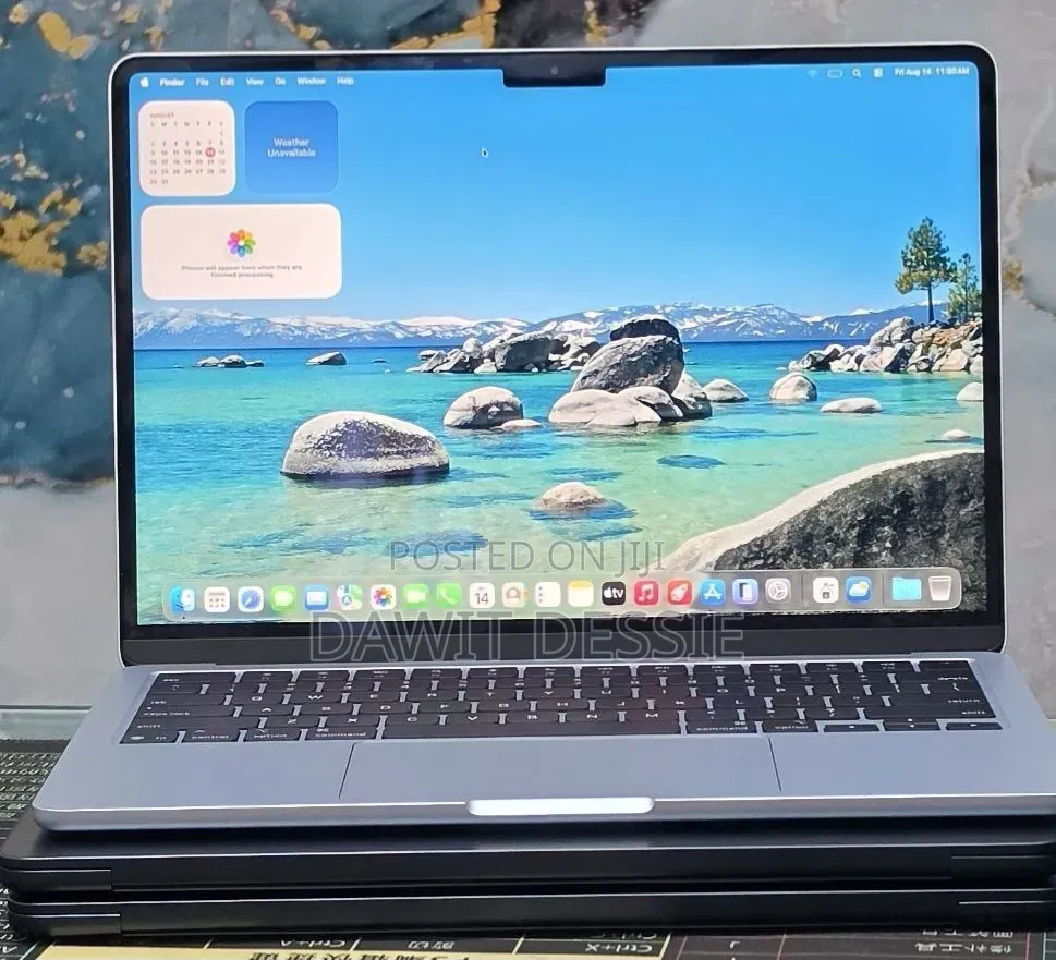 New Laptop Apple MacBook Air 2025 M4 16GB Apple M4 SSD 256GB