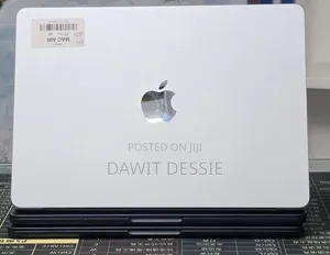 New Laptop Apple MacBook Air 2025 M4 16GB Apple M4 SSD 256GB