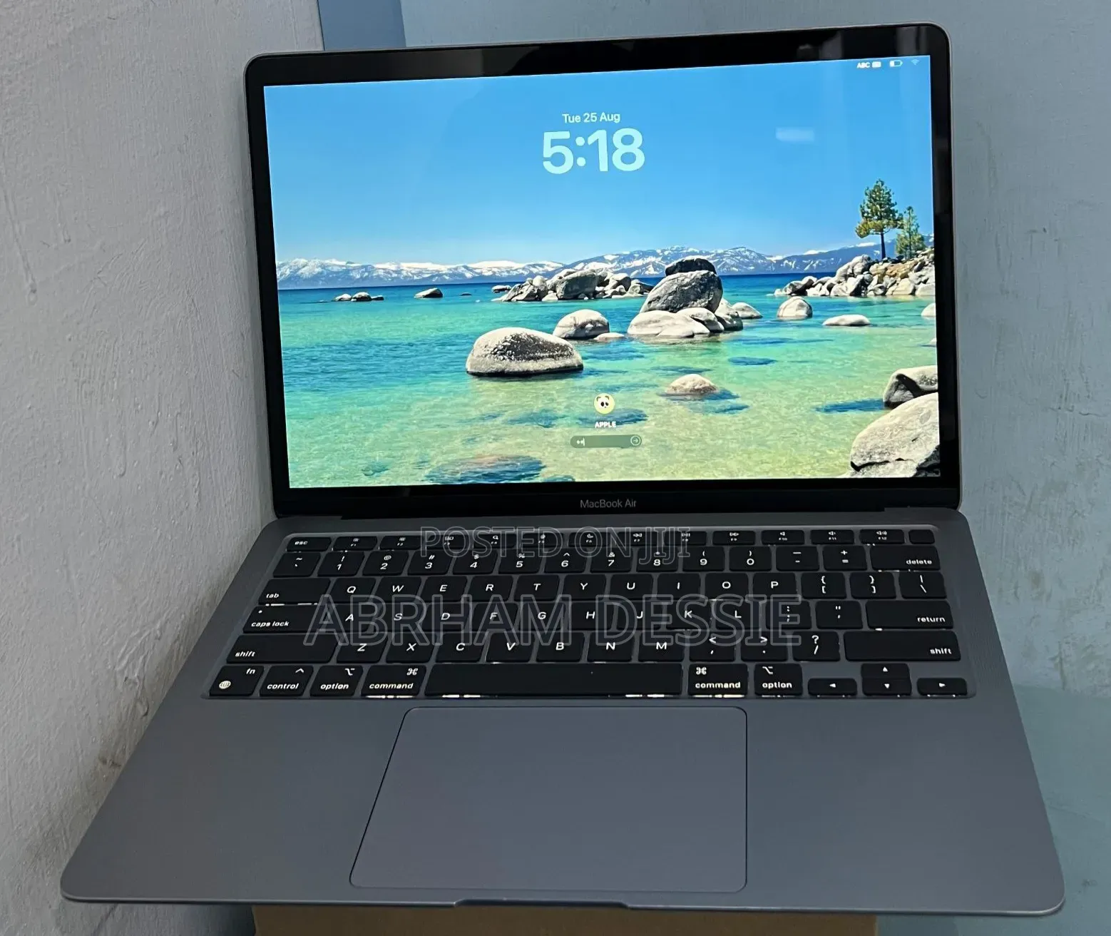New Laptop Apple MacBook Air 2020 M1 8GB Apple M1 SSD 256GB