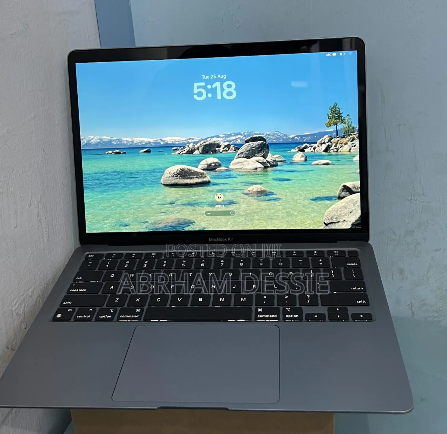 New Laptop Apple MacBook Air 2020 M1 8GB Apple M1 SSD 256GB