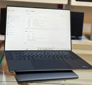 New Laptop Dell Precision 5560 16GB Intel Core i9 SSD 512GB