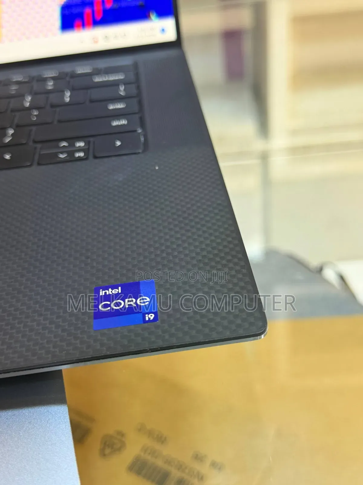 New Laptop Dell Precision 5560 16GB Intel Core i9 SSD 512GB