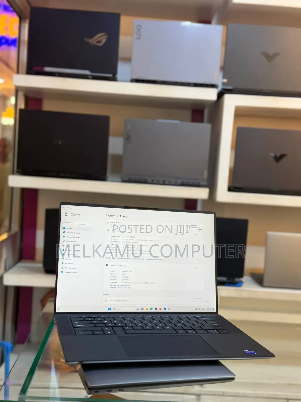 New Laptop Dell Precision 5560 16GB Intel Core i9 SSD 512GB