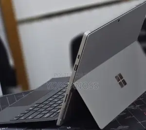 New Laptop Microsoft Surface Pro 7 16GB Intel Core i5 SSD 256GB