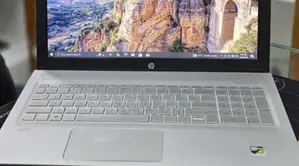 New Laptop HP Envy 13 12GB Intel Core i5 SSD 1T