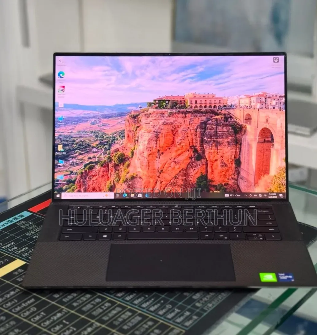 New Laptop Dell Precision 5560 16GB Intel Core i9 SSD 512GB