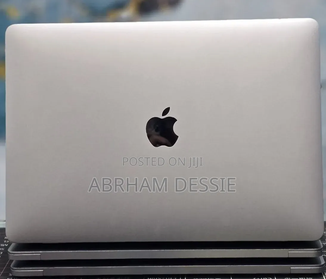 New Laptop Apple MacBook Pro 2021 M1 8GB Apple M1 SSD 512GB