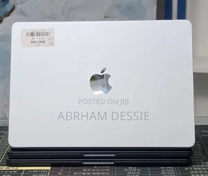 New Laptop Apple MacBook Air 2025 M4 16GB Apple M4 SSD 256GB