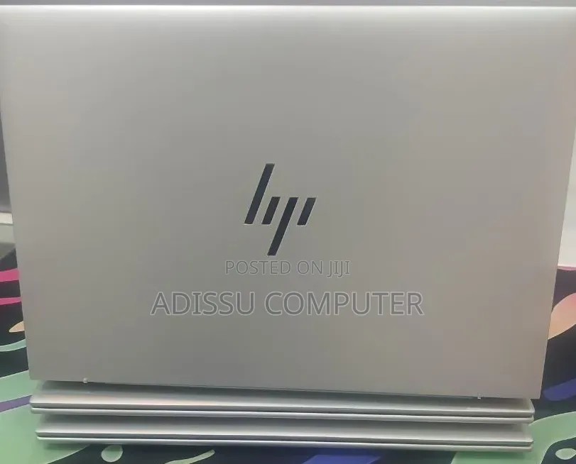 New Laptop HP EliteBook 840 G10 16GB Intel Core i7 SSD 512GB