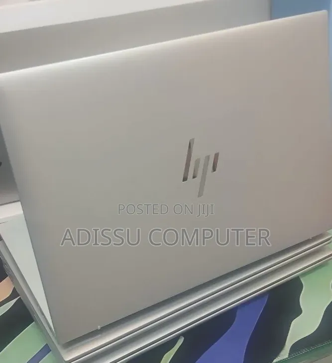 New Laptop HP EliteBook 840 G10 16GB Intel Core i7 SSD 512GB