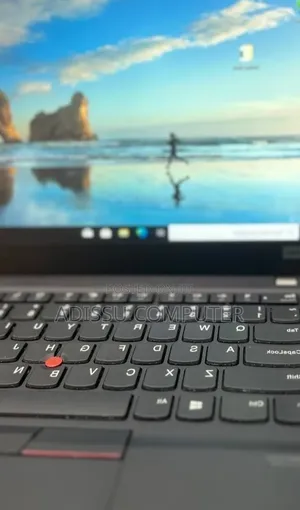 New Laptop Lenovo ThinkPad T14s G4 16GB Intel Core i7 SSD 512GB