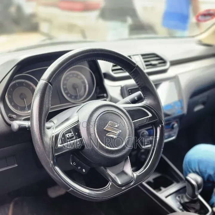 New Suzuki Dzire 2022 Silver