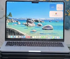 New Laptop Apple MacBook Air 2025 M4 16GB Apple M4 SSD 256GB