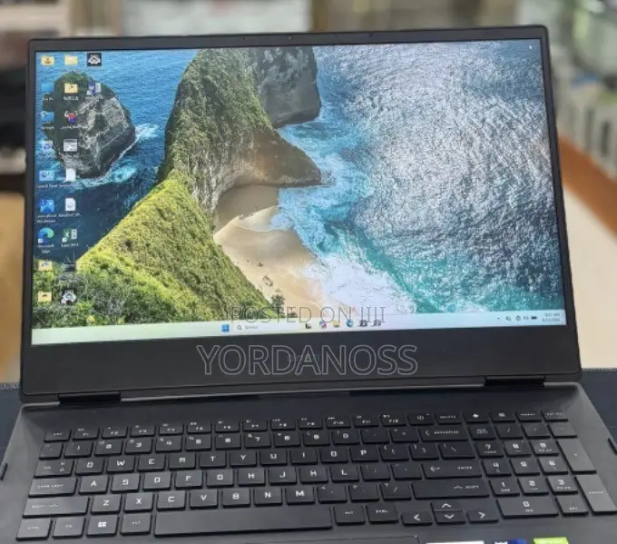 New Laptop HP Omen 16 16GB Intel Core i9 SSD 1T