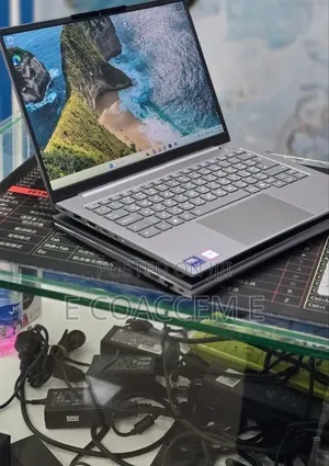 New Laptop Lenovo ThinkBook 14 G8 IAL 16GB Intel Core Ultra 7 SSD 512GB
