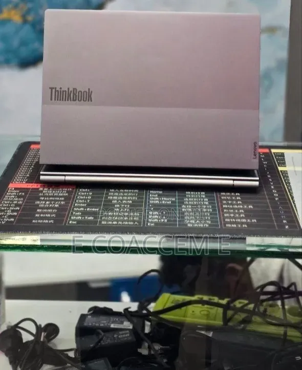 New Laptop Lenovo ThinkBook 14 G8 IAL 16GB Intel Core Ultra 7 SSD 512GB