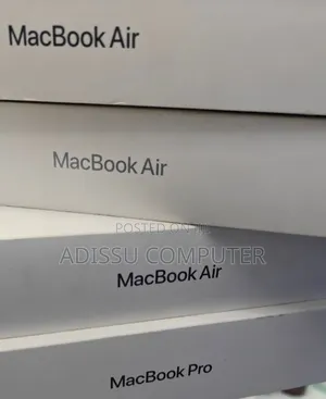 New Laptop Apple MacBook Pro 2025 M5 16GB Apple M5 SSD 512GB
