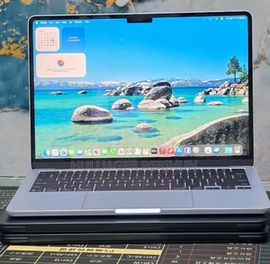 New Laptop Apple MacBook Air 2025 M4 16GB Apple M4 SSD 256GB