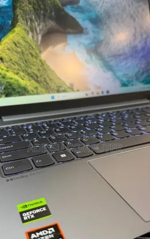 New Laptop HP Spectre 32GB Intel Core i7 SSD 512GB