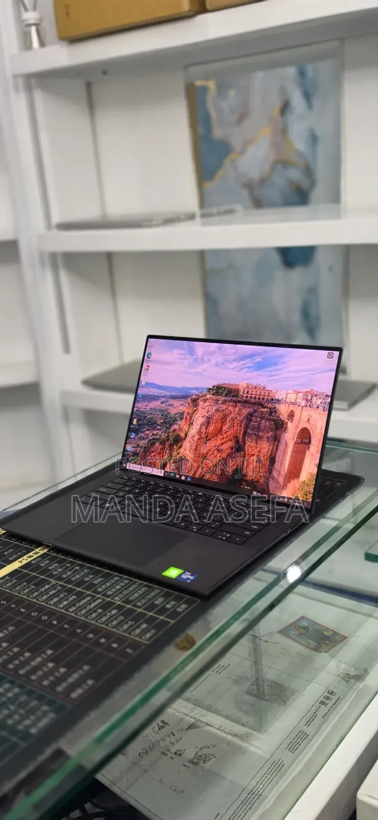 New Laptop Dell Precision 5560 16GB Intel Core i9 SSD 512GB