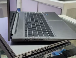 New Laptop HP ZBook 15 32GB Intel Core i9 SSD 512GB
