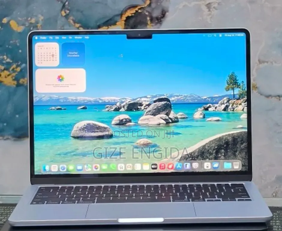 New Laptop Apple MacBook Air 2025 M4 16GB Apple M4 SSD 256GB
