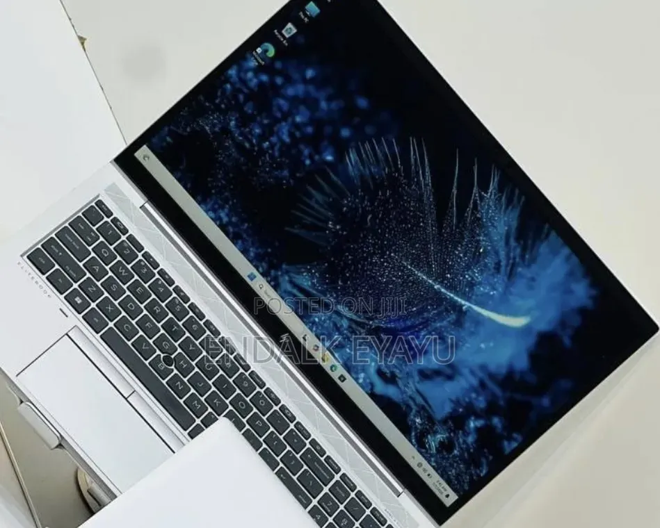 New Laptop HP EliteBook 840 G8 16GB Intel Core i7 SSD 512GB