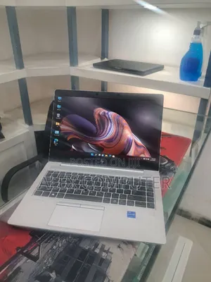 New Laptop HP EliteBook 840 G5 8GB Intel Core i7 SSD 512GB