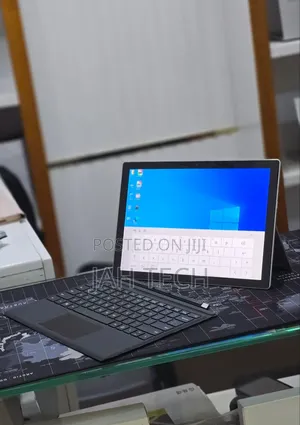 New Laptop Microsoft Surface 16GB Intel Core i5 SSD 256GB