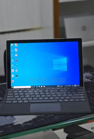 New Laptop Microsoft Surface 16GB Intel Core i5 SSD 256GB
