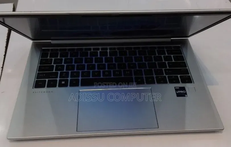 New Laptop HP EliteBook 840 G10 16GB Intel Core i7 SSD 512GB
