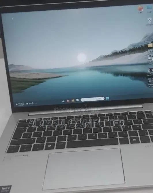New Laptop HP EliteBook 840 G11 16GB Intel Core Ultra 7 SSD 512GB