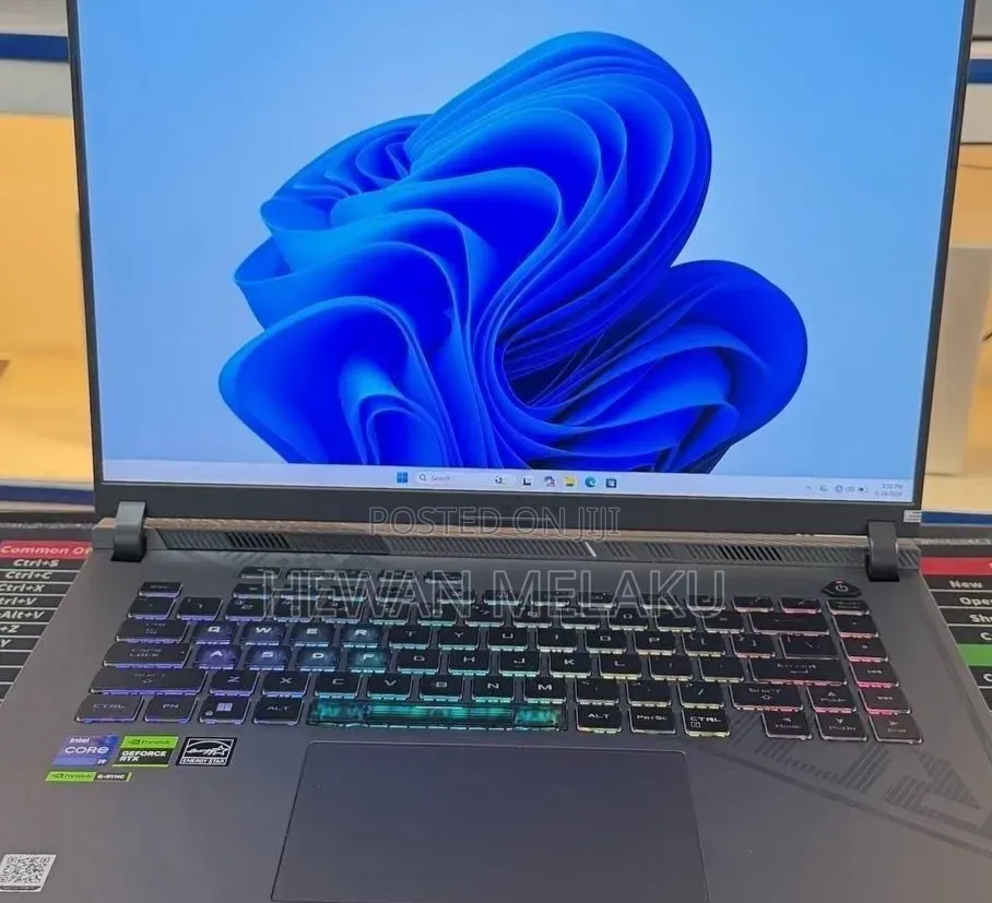 New Laptop Asus ROG Strix G16 G614 16GB Intel Core i9 SSD 1T