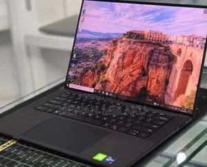 New Laptop Dell Precision 5560 16GB Intel Core i9 SSD 512GB