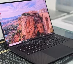 New Laptop Dell Precision 5560 16GB Intel Core i9 SSD 512GB