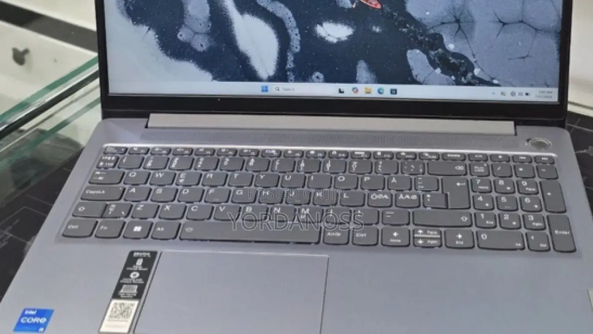 New Laptop Lenovo Ideapad 3 8GB Intel Core i5 SSD 512GB