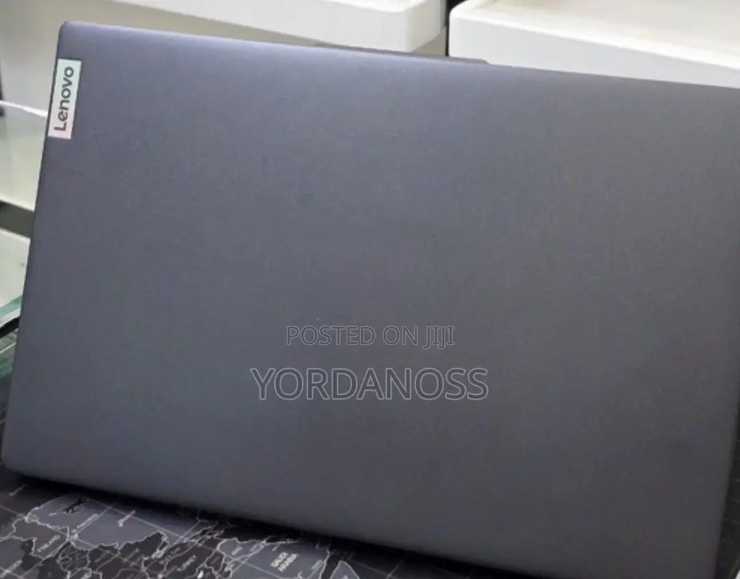 New Laptop Lenovo Ideapad 3 8GB Intel Core i5 SSD 512GB