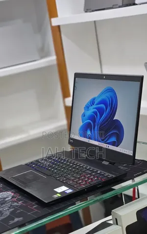New Laptop HP Omen X 16GB Intel Core i7 SSHD (Hybrid) 1.5T