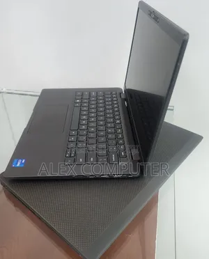 New Laptop Dell Latitude 14 16GB Intel Core i7 SSD 512GB