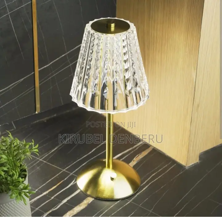Diamond Table Lamp