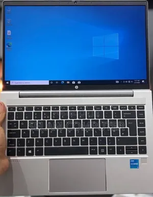 New Laptop HP ProBook 440 G10 8GB Intel Core i3 SSD 256GB