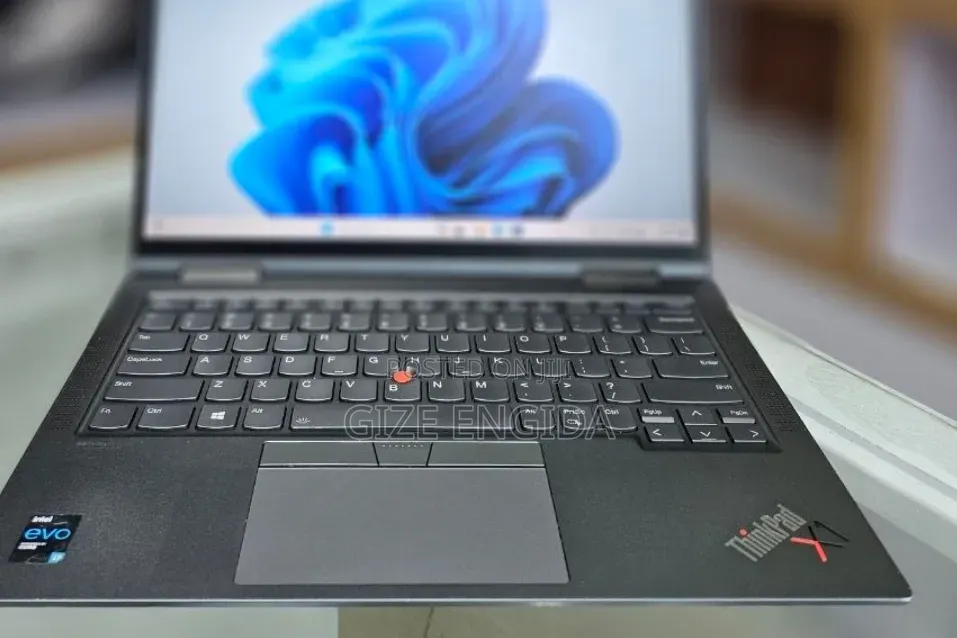 New Laptop Lenovo ThinkPad X1 Yoga 16GB Intel Core i7 SSD 512GB
