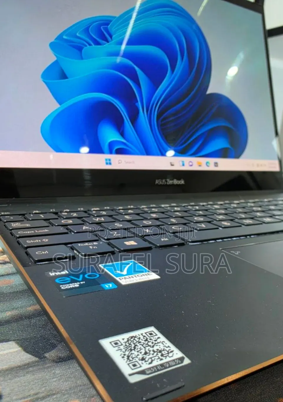 New Laptop Asus Zenbook 13 OLED 16GB Intel Core i7 SSD 512GB